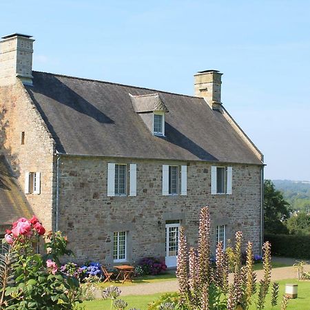 Bed and Breakfast Les Goubelins La Lande-d'Airou Экстерьер фото